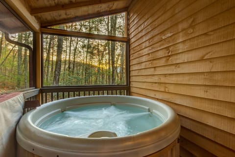 BigFoot Bluff House in White County