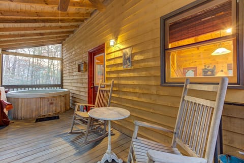 BigFoot Bluff House in White County