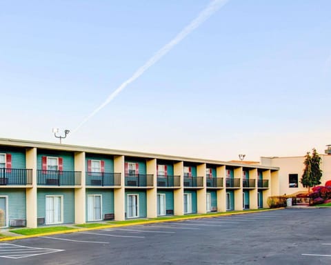 Property building, On site