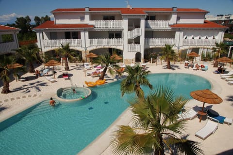 Property building, Pool view, Swimming pool, Swimming pool