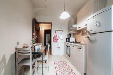 Kitchen or kitchenette, Communal kitchen