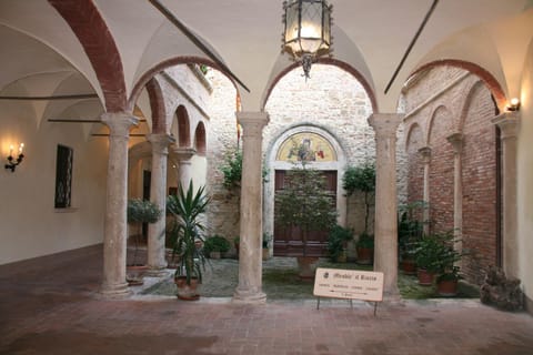 Inner courtyard view