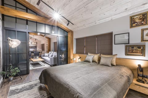 Bed, Bedroom