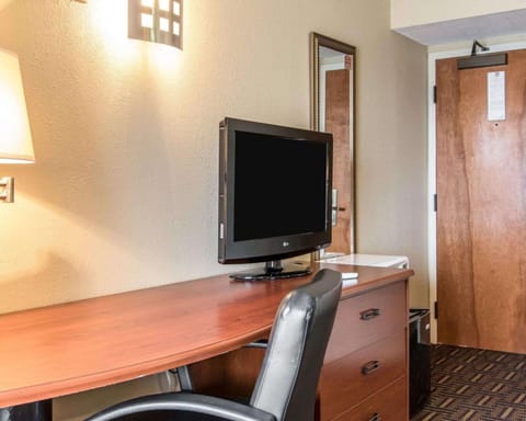 Photo of the whole room, On site