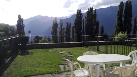 Garden, Garden view