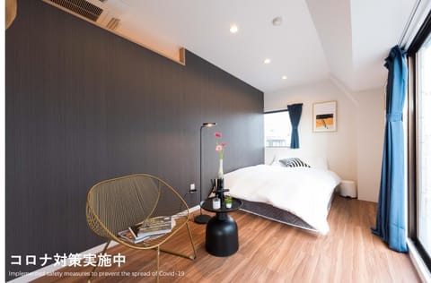 Bed, Photo of the whole room, Bedroom