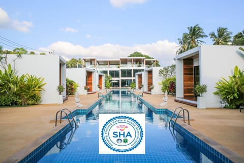 Property building, Swimming pool
