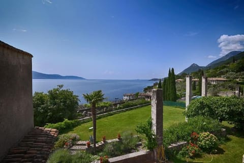 La Limonaia - Theater Home Villa in Gargnano