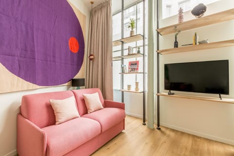 TV and multimedia, Living room, Seating area