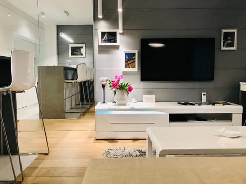 TV and multimedia, Living room