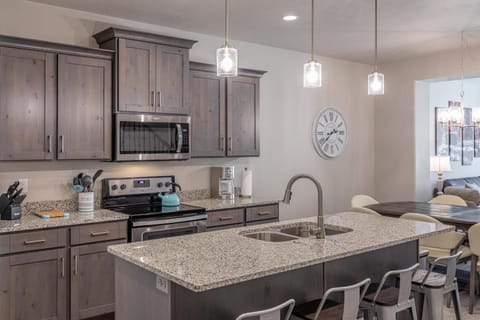 Poolside Paradise House in St George