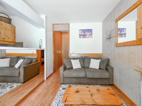 Appartement rénové 2 pièces, proche piste ski, parking inclus - FR-1-514-48 Apartment in Saint-Bon-Tarentaise