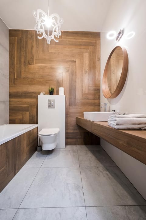 Bathroom, Bath