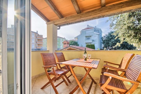 Apartments Gilly 1 Apartment in Premantura