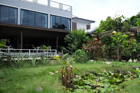 Property building, Patio, Restaurant/places to eat, Facade/entrance, Day, Garden, View (from property/room), Balcony/Terrace, Other, Decorative detail, On site, Garden view, Area and facilities, Seasons, Time of day, Location, Inner courtyard view