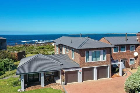 Property building, Bird's eye view, Sea view