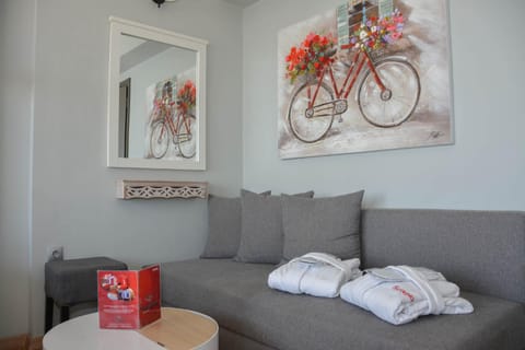 Scorpios Sea Side Hotel Hotel in Pireas