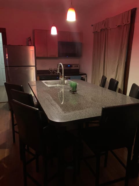 Kitchen or kitchenette, Communal kitchen