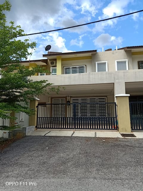 Property building, Parking
