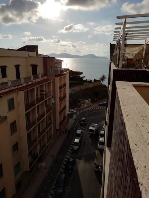 Property building, Neighbourhood, Bird's eye view, Sea view, Street view