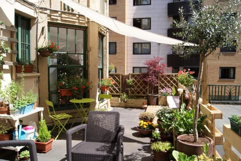 Garden, Balcony/Terrace