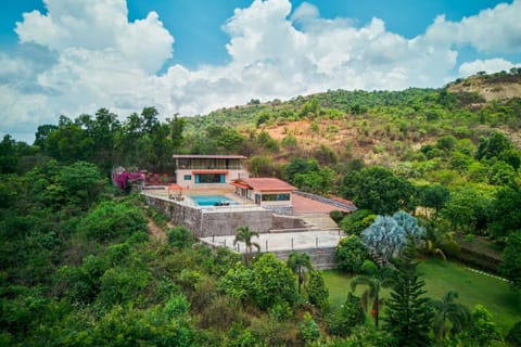 Property building, Bird's eye view