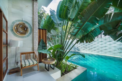 Pool view, Swimming pool