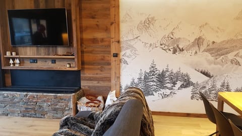 spot, exceptl 80 m2, centre Alpe d Huez, ski au pied, Ménandière, 8 pers, 3ch, 3sdb Apartment in L'Alpe d'Huez