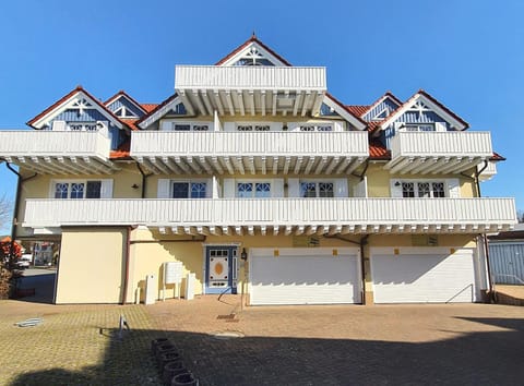 Fritz_Reuter_Str_Sonnenuhr_Wg_5 Apartment in Zingst