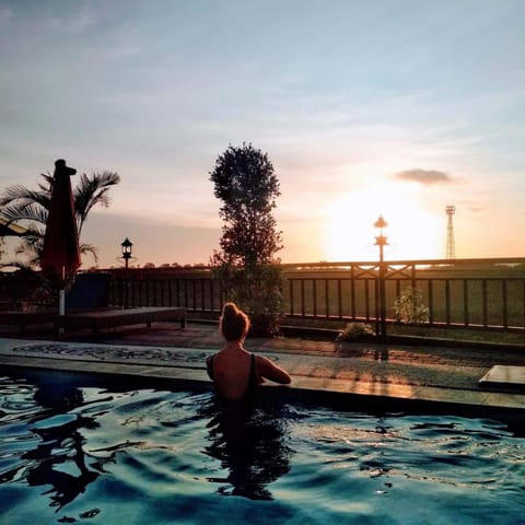 Day, People, Natural landscape, View (from property/room), Pool view, Swimming pool, Sunset
