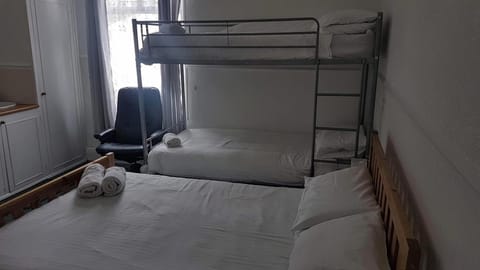 Brampton Guest House Bed and Breakfast in Paignton