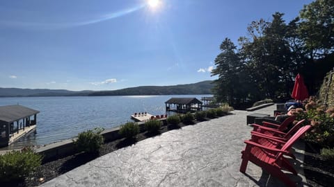 Balcony/Terrace, Beach, Lake view