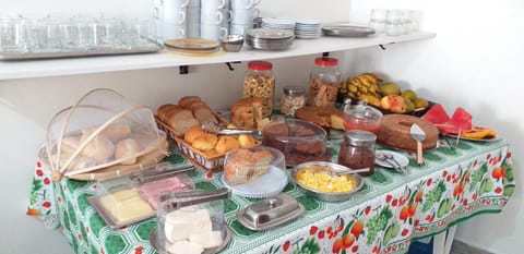 Breakfast, Buffet breakfast