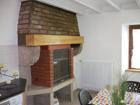 Gîte charmant 2 chambres, animaux acceptés, montagne - FR-1-496-198 House in Auvergne-Rhône-Alpes