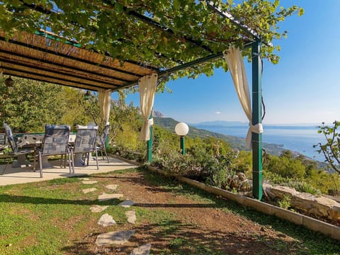 Holiday house Meri Apartment in Tučepi