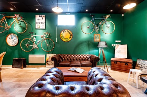 Communal lounge/ TV room, Living room, Lounge or bar, Seating area