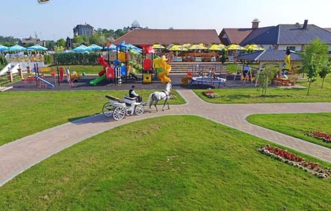 Restaurant/places to eat, Children play ground, Garden, Garden view