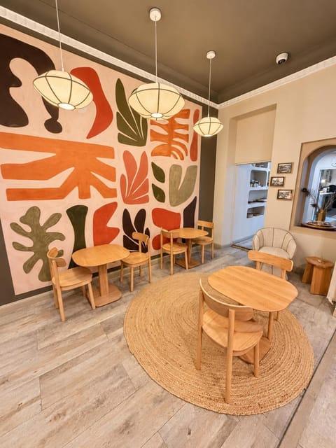 Banquet/Function facilities, Decorative detail, Decorative detail, Breakfast, Breakfast, Continental breakfast, Continental breakfast