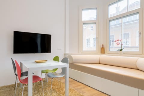 Communal lounge/ TV room, Living room