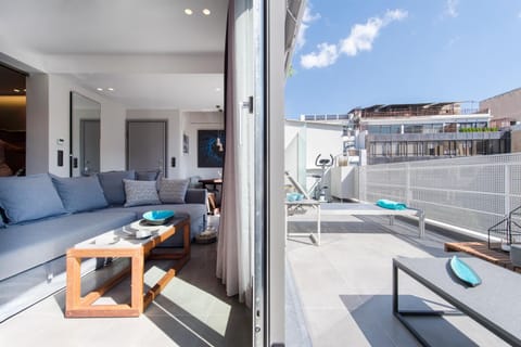 Balcony/Terrace, Living room