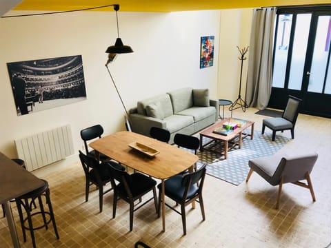 Living room, Dining area
