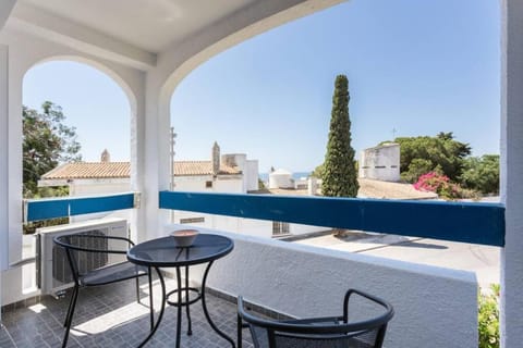 Balcony/Terrace, Sea view, Street view