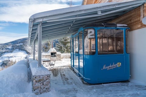 Property building, Winter