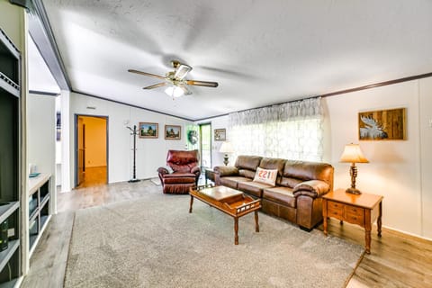 Quiet Horseshoe Hill House By Lake Barkley! House in Lake Barkley