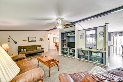 Quiet Horseshoe Hill House By Lake Barkley! House in Lake Barkley