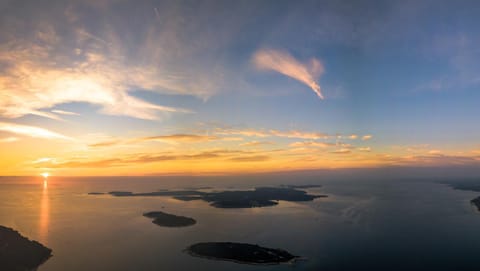Sunrise, Sunset