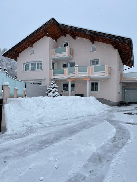 Property building, Winter