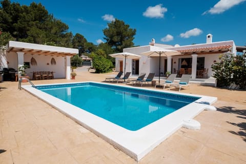 Property building, Living room, Swimming pool