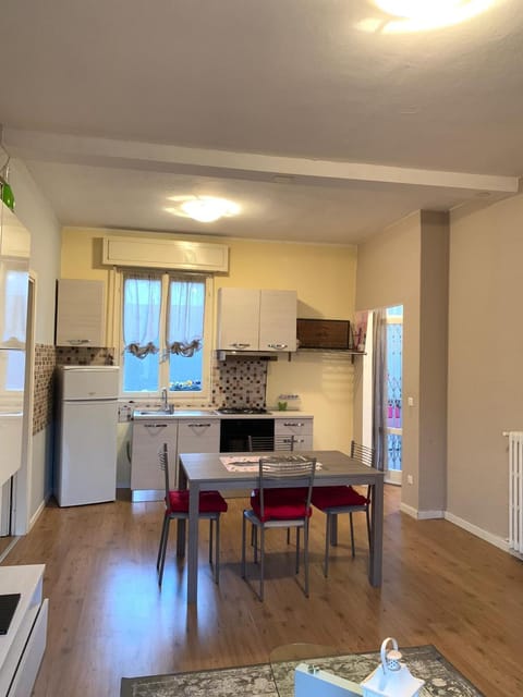 Franciacorta flat & bollicine Apartment in Province of Brescia