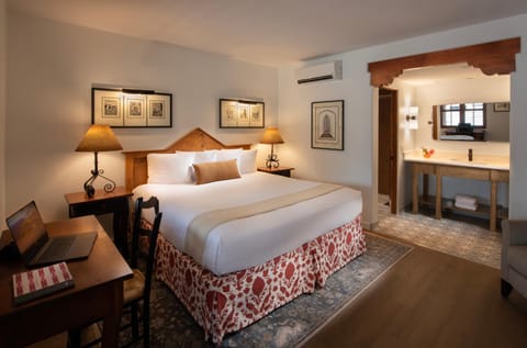 Bed, Bedroom, air conditioner